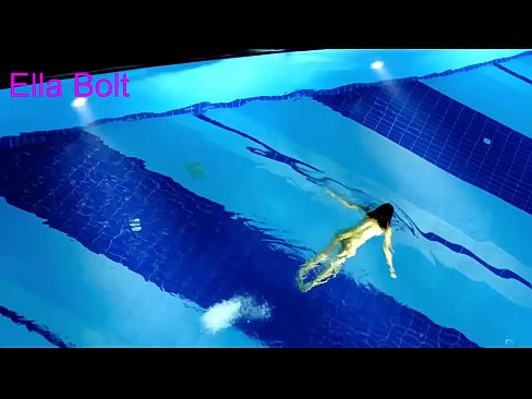 ❤️ Non posso smettere di guardare, giovane bionda catturata nuotare nuda nella piscina del resort ELLA BOLT ❤ Fottuta al it.it-com.top ☑